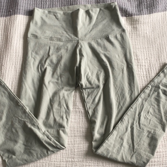 Aritzia light green leggings - Picture 1 of 3